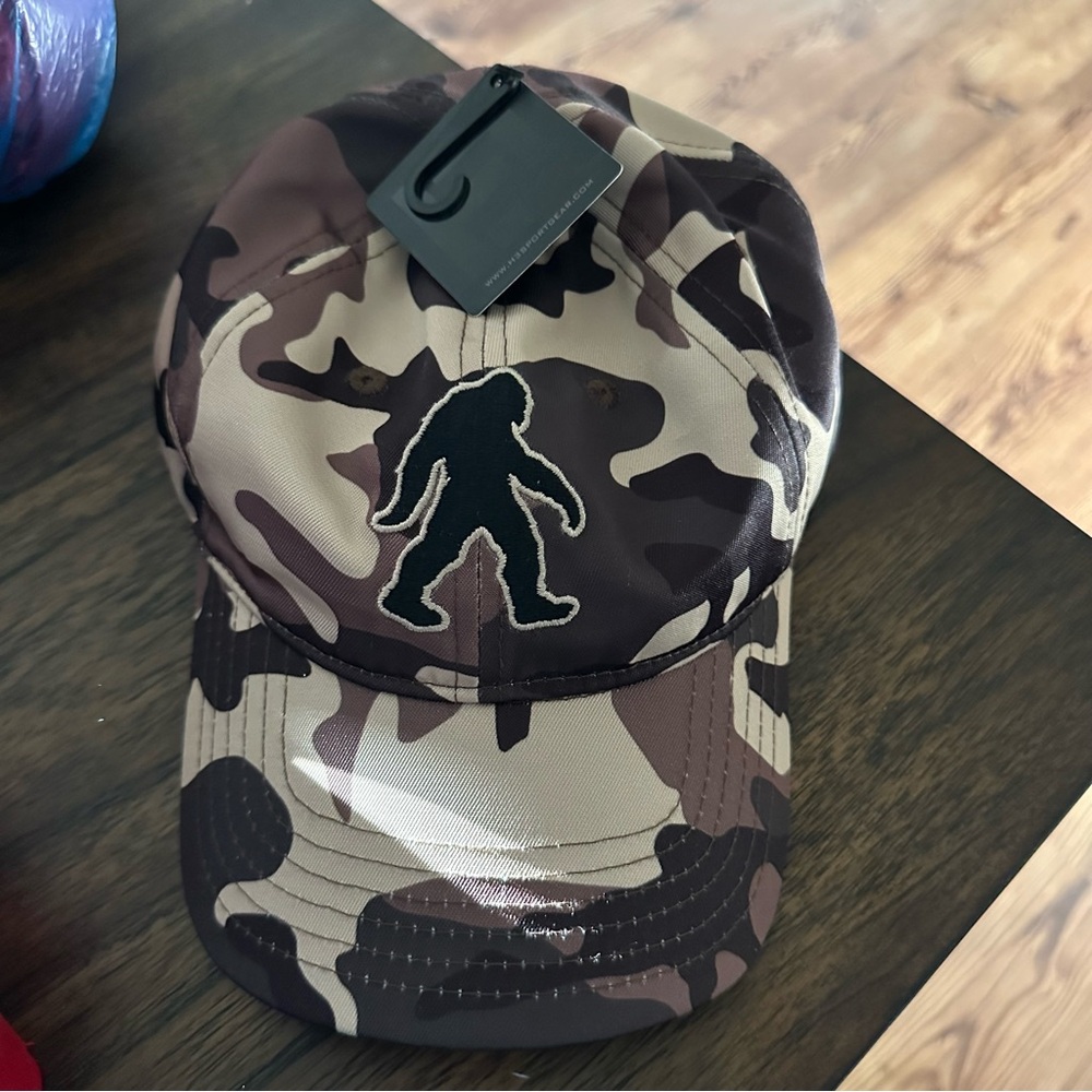 Men’s  Camo Cap Hat with Bigfoot Patch -